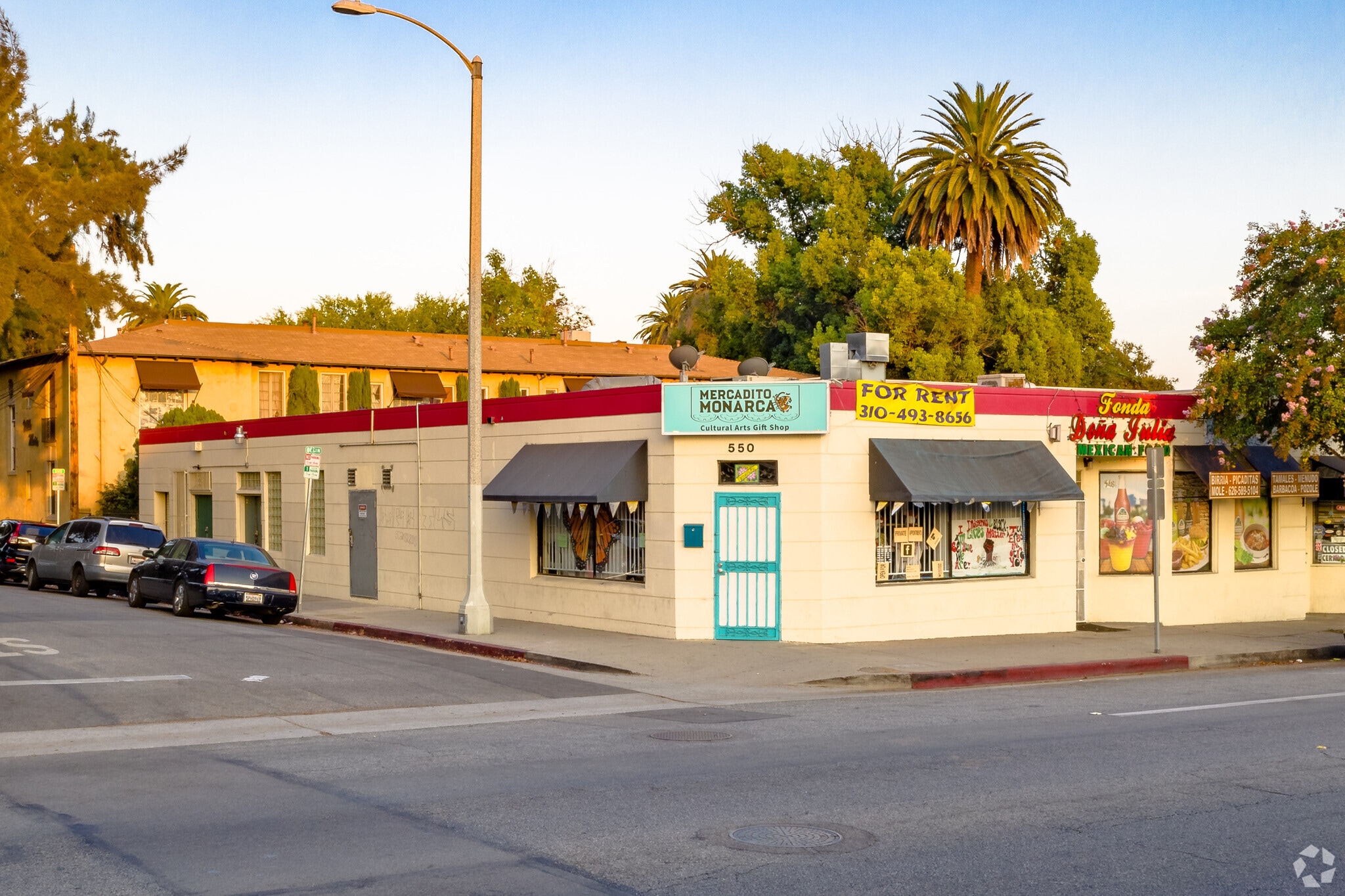 540 N Fair Oaks Ave, Pasadena, CA à louer Photo du bâtiment- Image 1 de 7