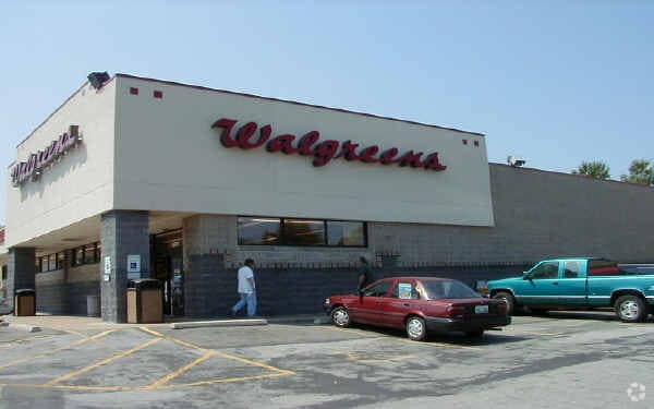 6411 Gravois Ave, Saint Louis, MO for sale - Building Photo - Image 2 of 5