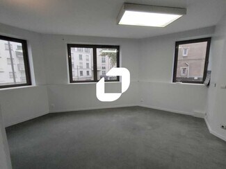 Plus de détails pour 86 Avenue Du Général Leclerc, Viroflay - Bureau à louer