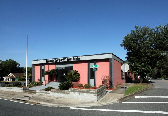 More details for BLENDED RETAIL PORTFOLIO OFFERING – for Sale, Pensacola, FL