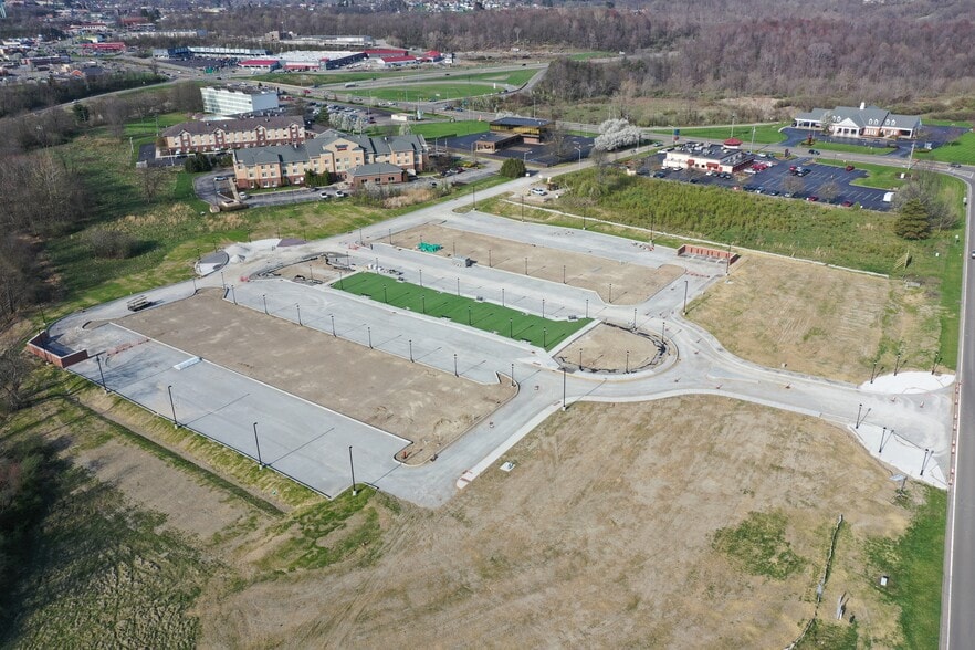 TBD Park Dr, Weirton, WV à louer - Photo du bâtiment - Image 2 de 5