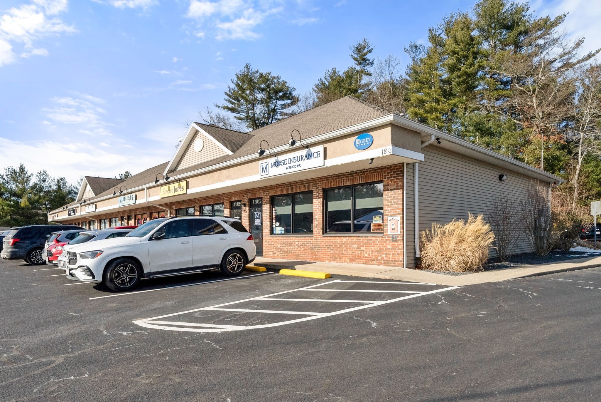 180 Winter St, Bridgewater, MA for lease Primary Photo- Image 1 of 16