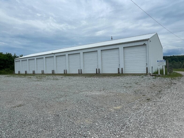 230 Commerce Dr, Leitchfield, KY for sale - Primary Photo - Image 1 of 2