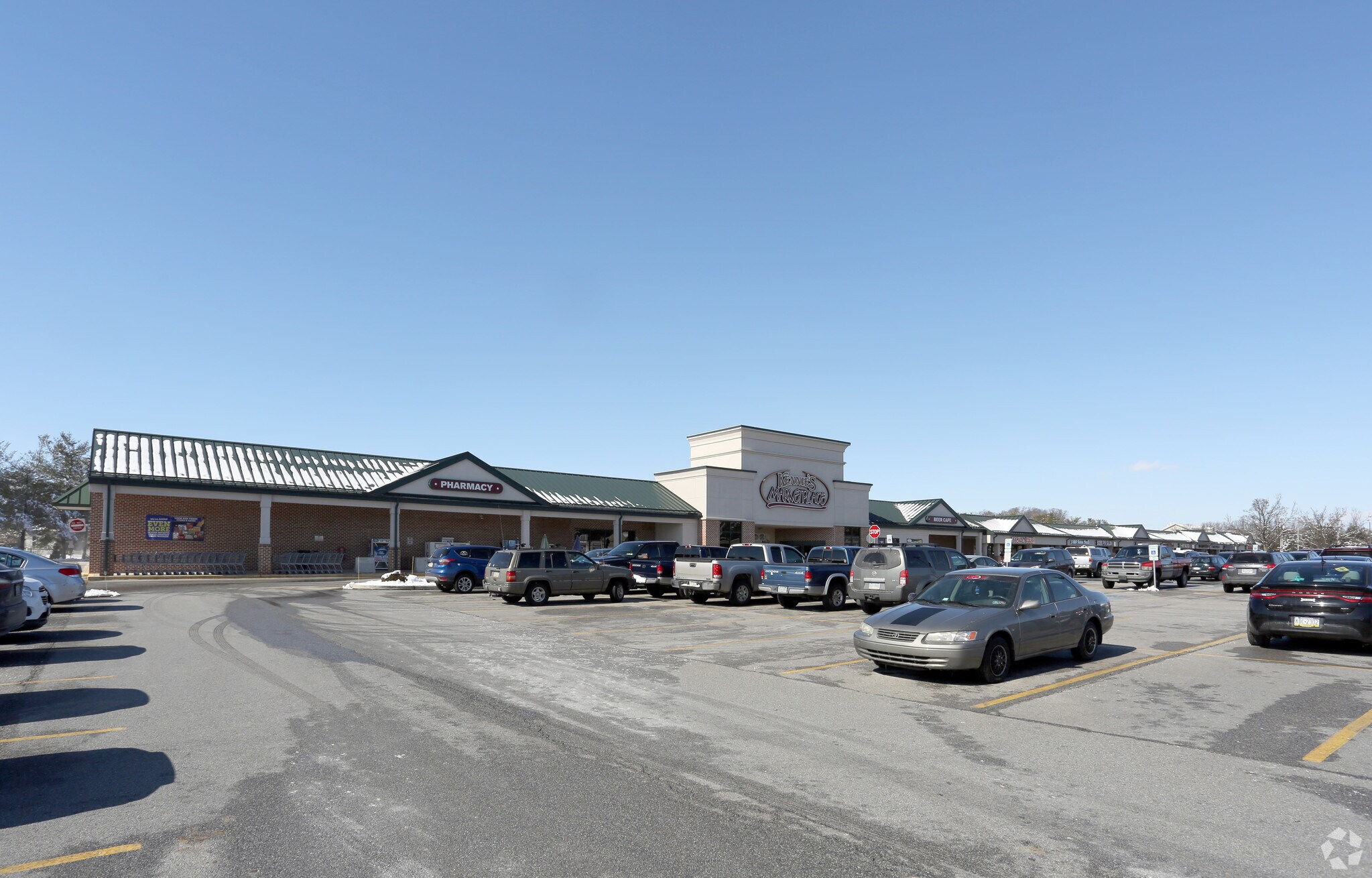 440-490 N Main St, Spring Grove, PA for lease Primary Photo- Image 1 of 2