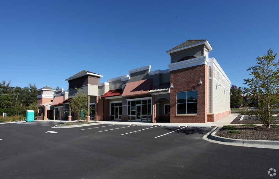 3350-3380 Middletown Rd, Waldorf, MD à louer - Photo du bâtiment - Image 2 de 3