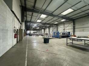 Flex in Saint-Ouen-sur-Seine for lease Interior Photo- Image 1 of 8