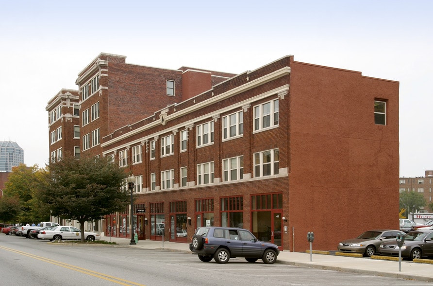 440 Massachusetts Ave, Indianapolis, IN for lease - Primary Photo - Image 1 of 1