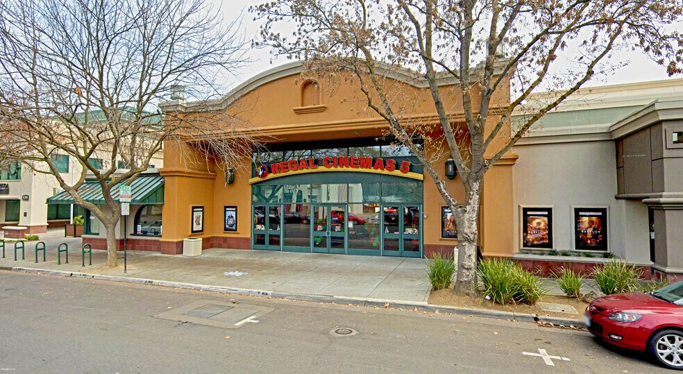 400-424 G St, Davis, CA à louer - Photo du bâtiment - Image 1 de 3