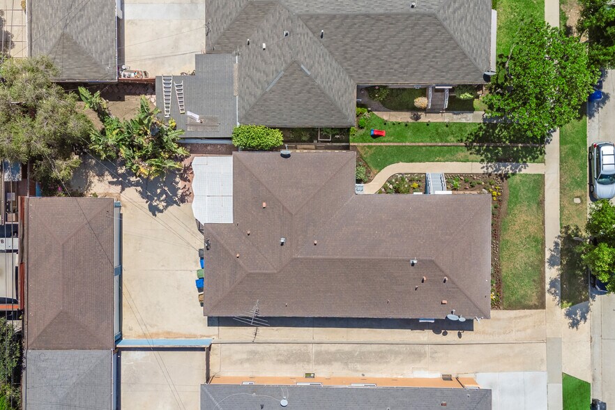 5918 S Fairfax Ave, Los Angeles, CA à vendre - Photo du bâtiment - Image 3 de 34