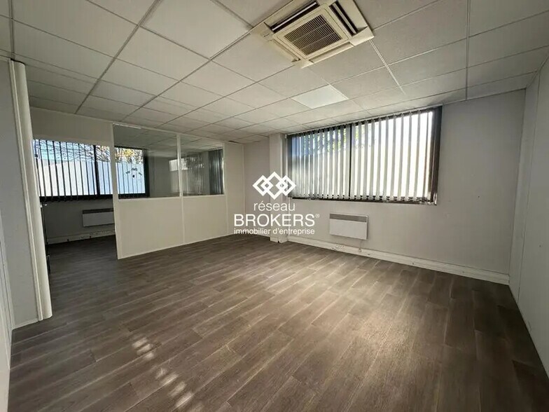 Flex dans Le Mesnil-Amelot à louer - Photo intérieure - Image 3 de 3