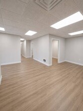 8923 Broadway, Merrillville, IN à louer Photo intérieure- Image 2 de 10