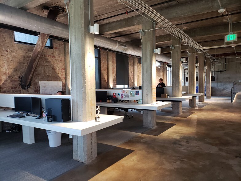 220 SE 4th St, Oklahoma City, OK à louer - Photo intérieure - Image 3 de 8