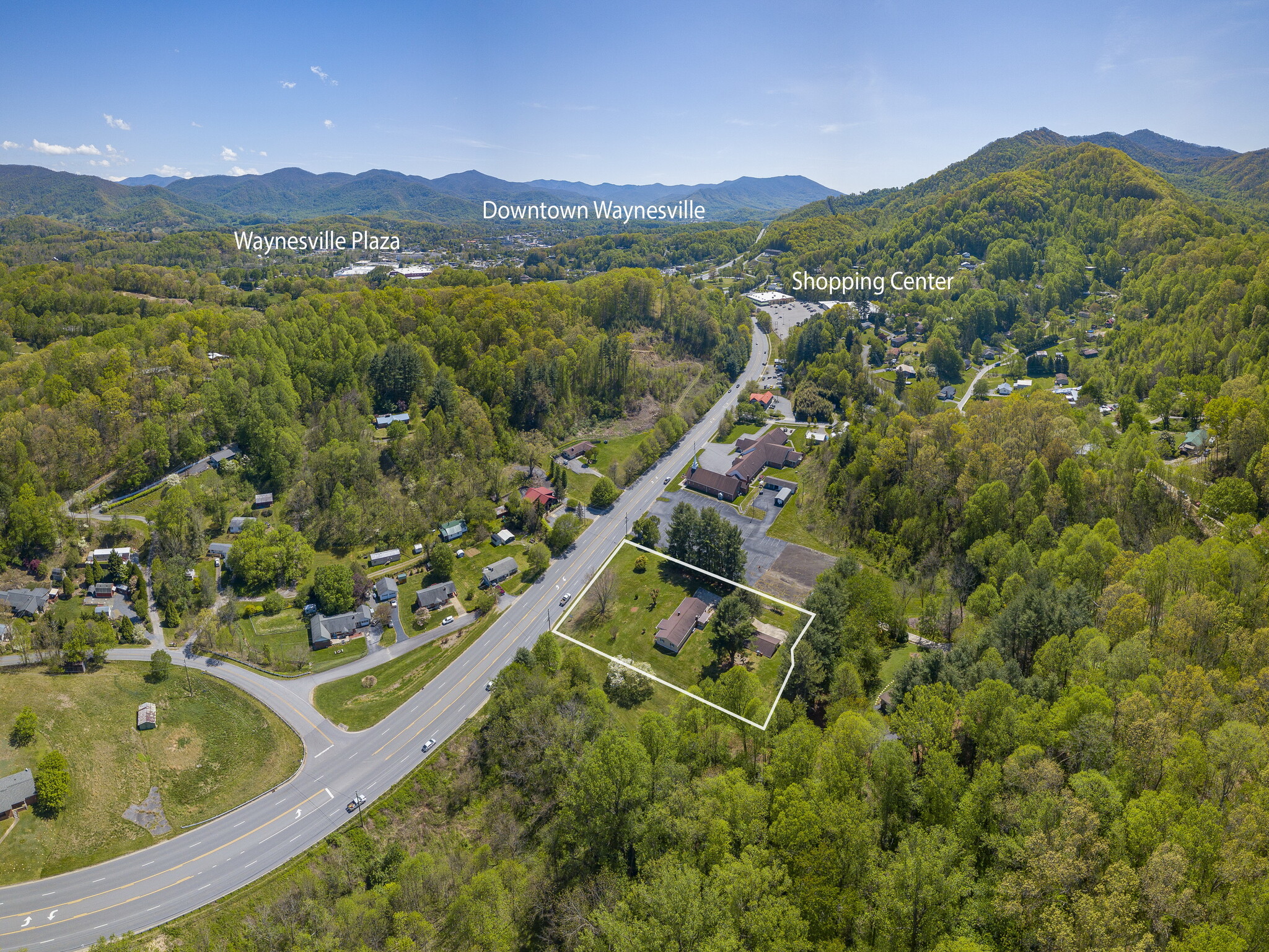 96 Tower Ln, Waynesville, NC for sale Primary Photo- Image 1 of 29