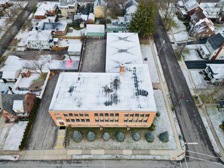 1018 College Ave, Niagara Falls, NY à vendre - Aérien - Image 3 de 29