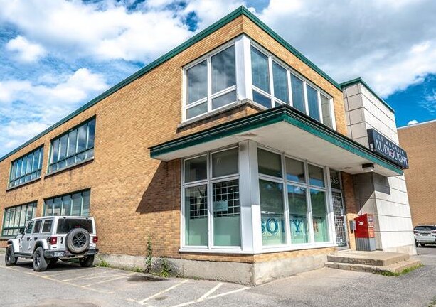 355 Rue Marie-De-L'incarnation, Québec, QC for sale Primary Photo- Image 1 of 1