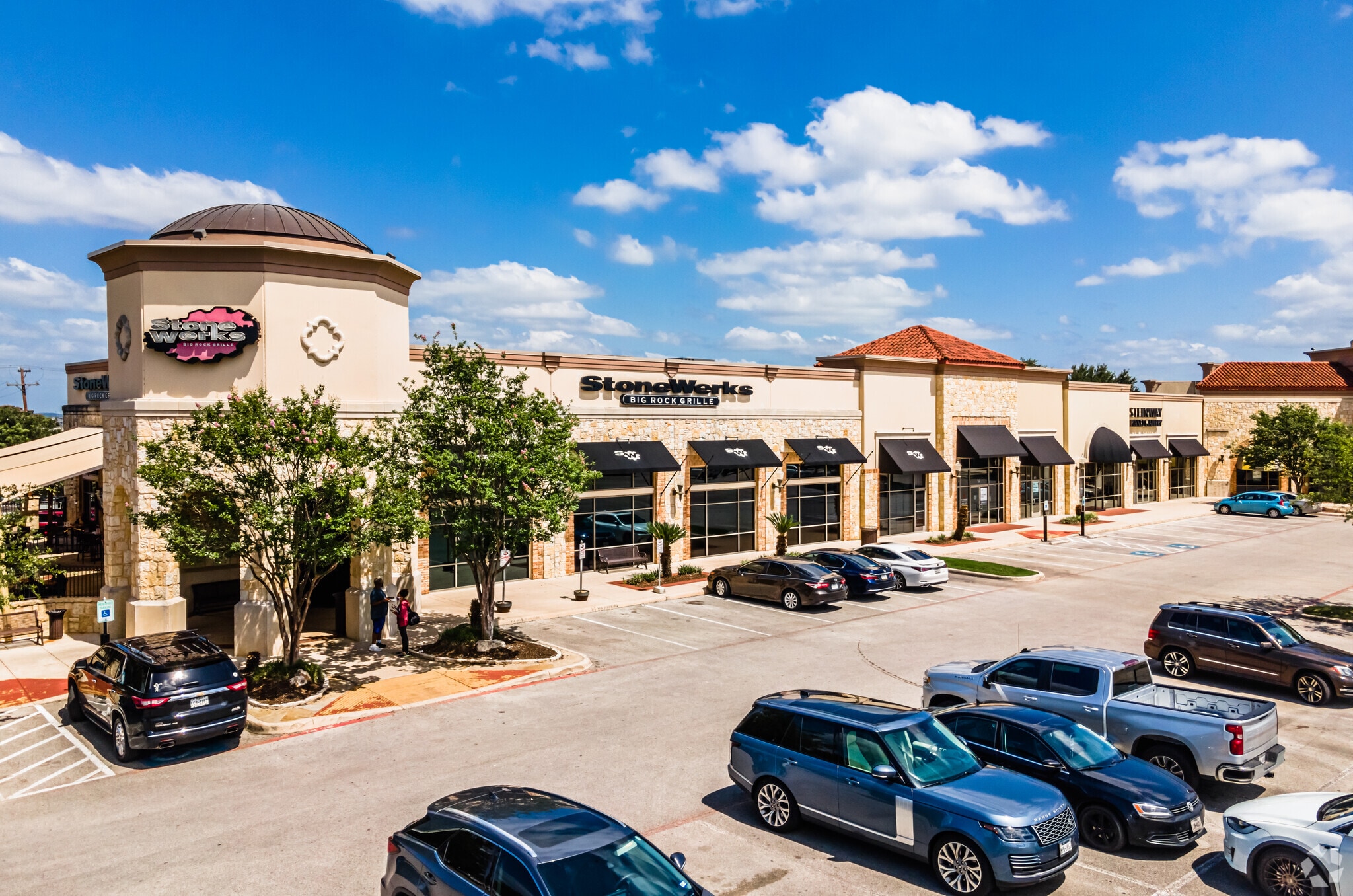 18255 Blanco Rd, San Antonio, TX for lease Primary Photo- Image 1 of 32