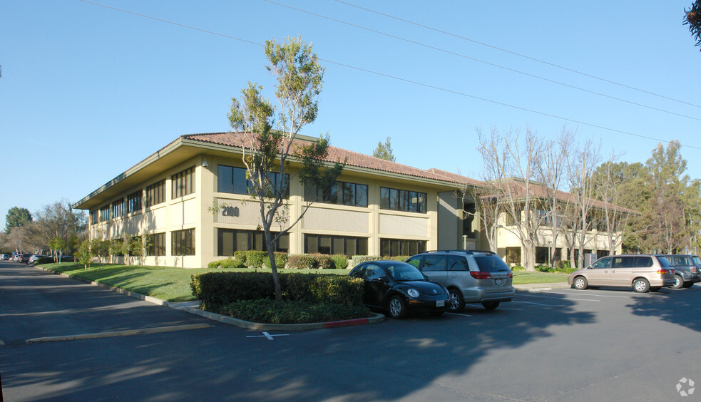 2100 Geng Rd, Palo Alto, CA for lease - Building Photo - Image 1 of 9