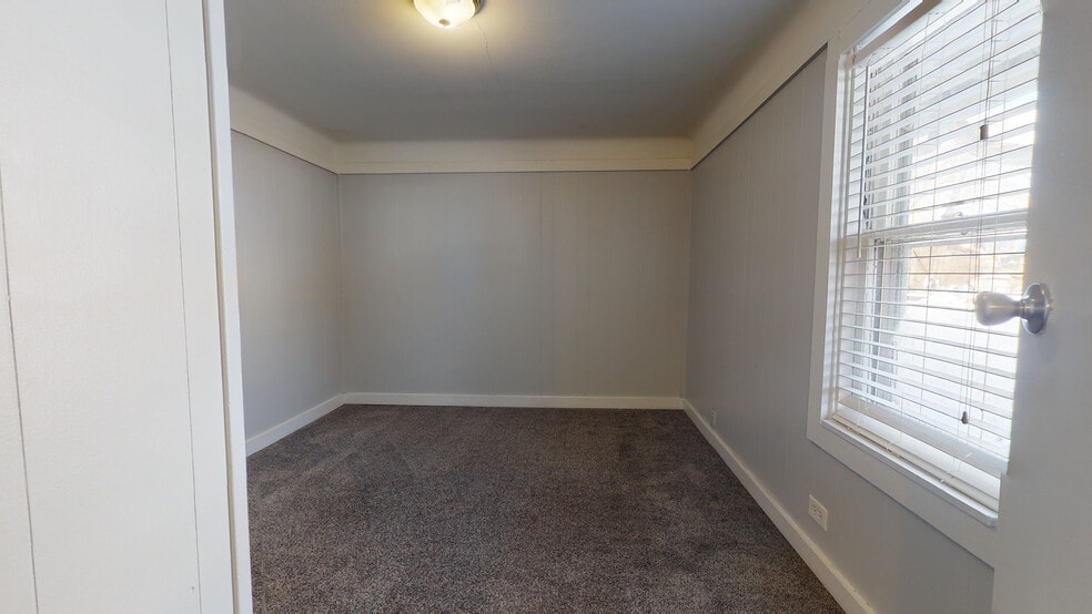 8587-8615 Pontiac Lake Rd, White Lake, MI for sale - Building Photo - Image 3 of 18