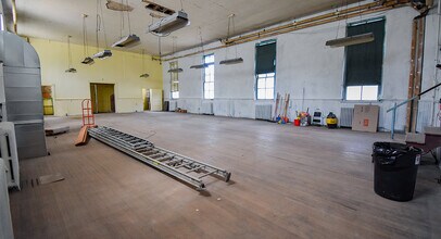 4207 Gallatin St, Hyattsville, MD for lease Interior Photo- Image 2 of 3