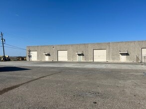 4922 Bush St, Corpus Christi, TX for lease Interior Photo- Image 1 of 13