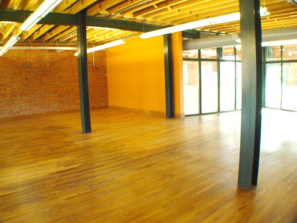 119-123 Norfolk Ave SW, Roanoke, VA for lease - Interior Photo - Image 2 of 4