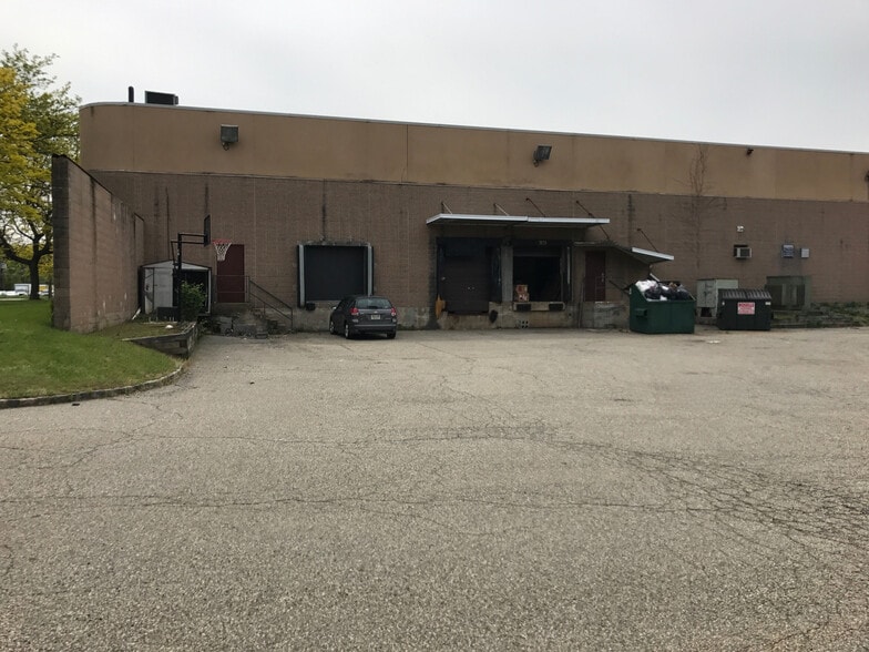 2 Gardner Rd, Fairfield, NJ for lease - Building Photo - Image 2 of 2