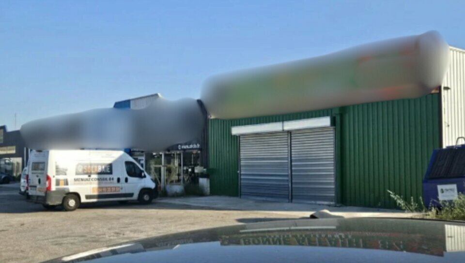 Retail in Avignon for lease - Building Photo - Image 2 of 3