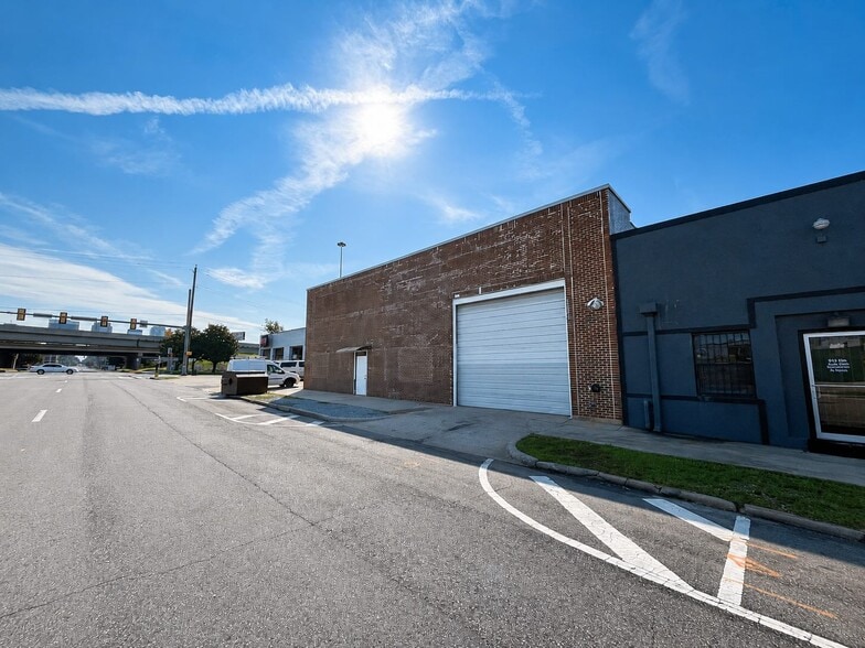 917 6th Ave N, Birmingham, AL for lease - Building Photo - Image 3 of 15