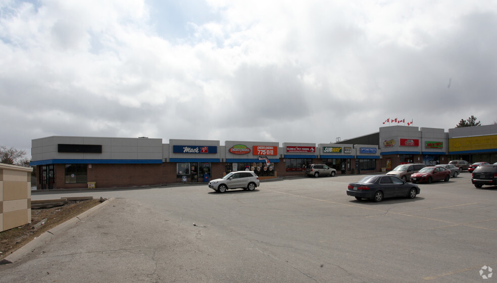 164-190 Holland St W, Bradford, ON for lease - Building Photo - Image 3 of 8