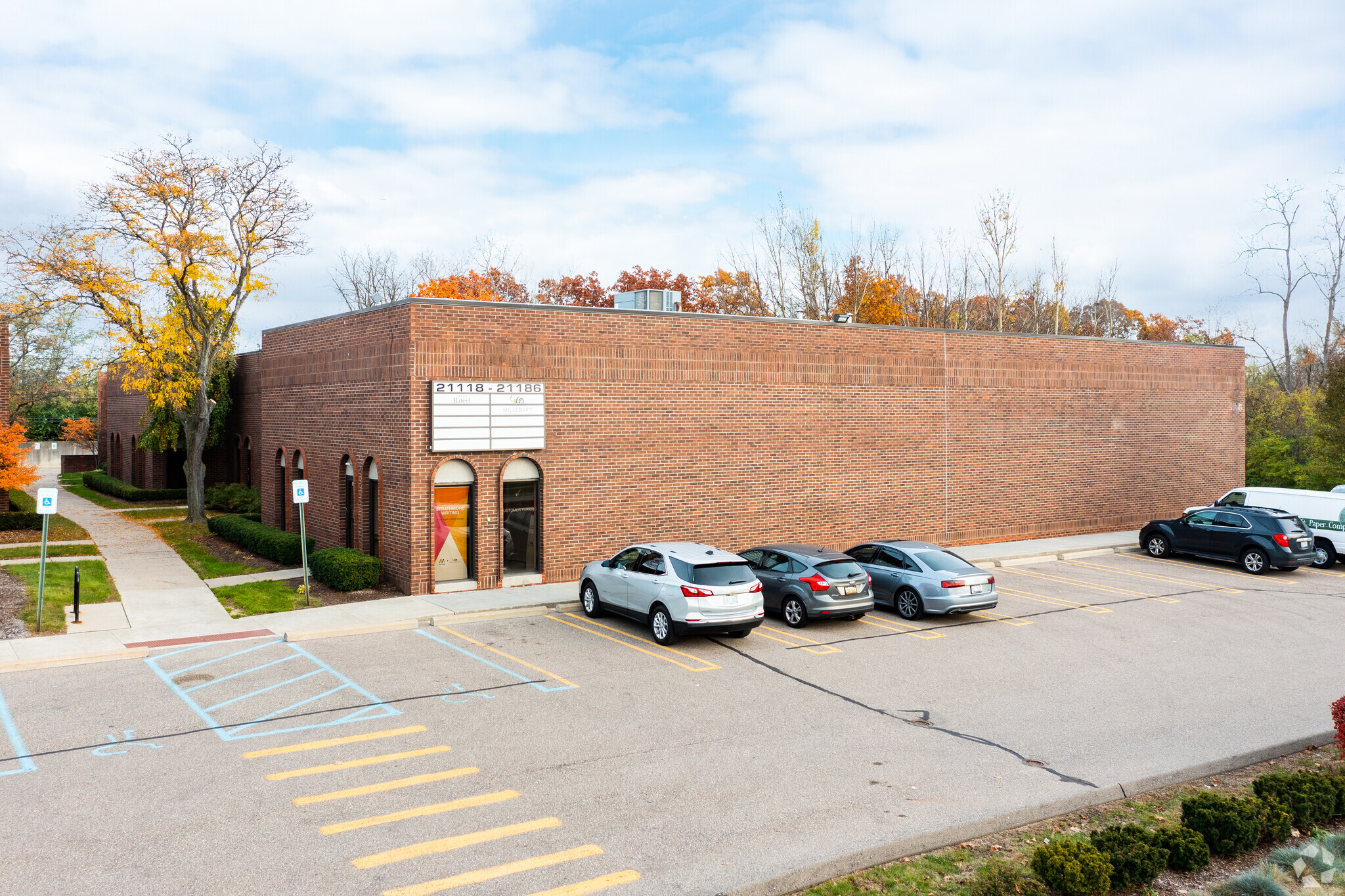 21118-21186 Bridge St, Southfield, MI à vendre Photo principale- Image 1 de 1