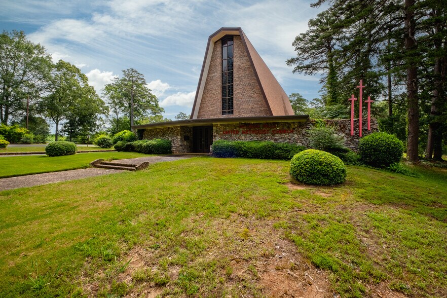 4601 Western Hills Ave, Little Rock, AR à vendre - Photo du bâtiment - Image 2 de 39