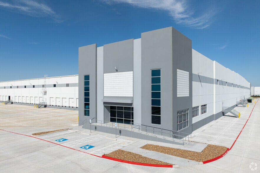 2830 E Pasadena Blvd, Deer Park, TX for lease - Building Photo - Image 2 of 9