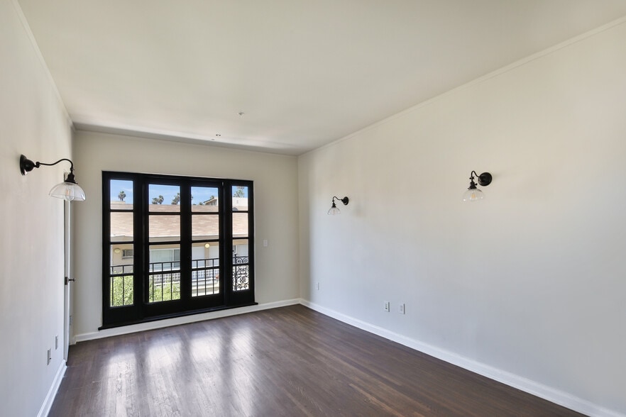 3501-3519 W 6th St, Los Angeles, CA for lease - Interior Photo - Image 3 of 5