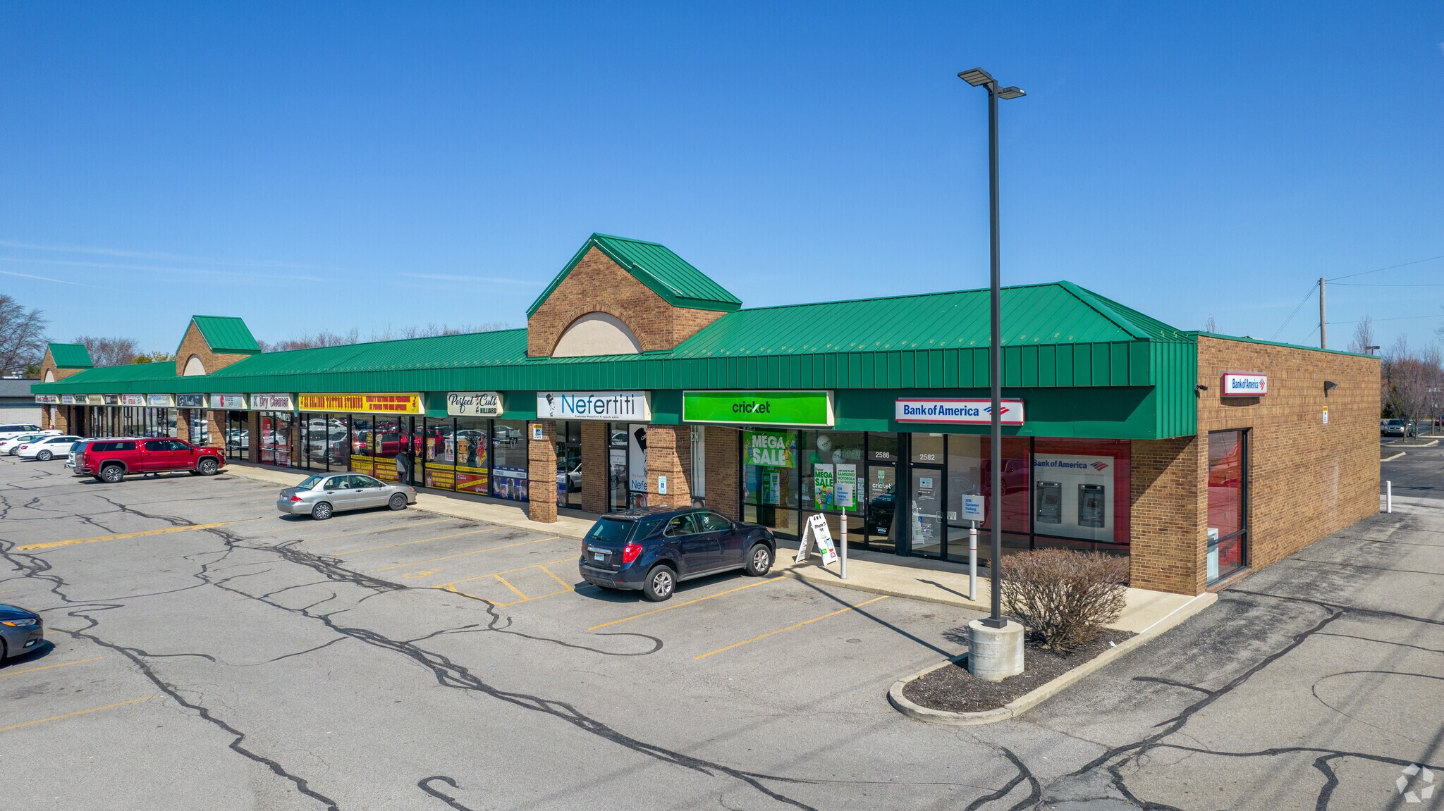 2582-2618 Hilliard Rome Rd, Hilliard, OH for lease Building Photo- Image 1 of 6