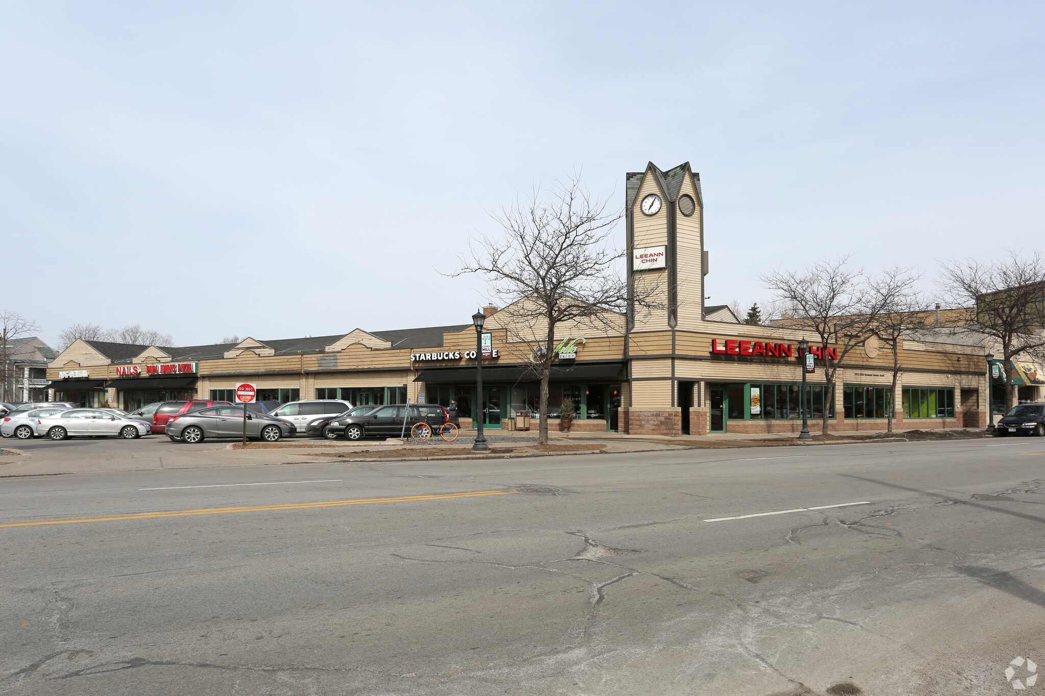 2212-2232 Hennepin Ave, Minneapolis, MN for lease Primary Photo- Image 1 of 8
