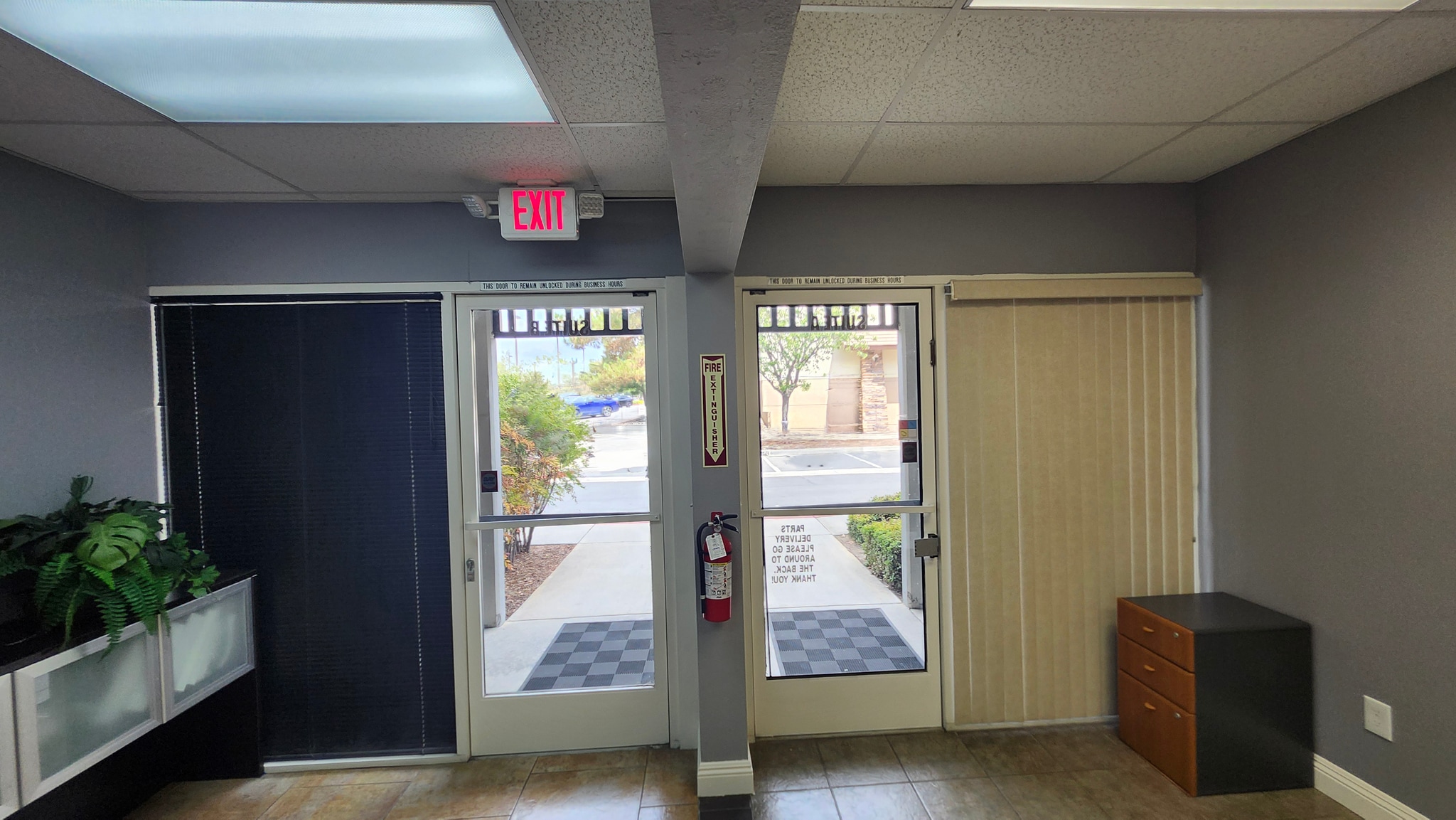 Temecula Parkway, Temecula, CA for lease Interior Photo- Image 1 of 16