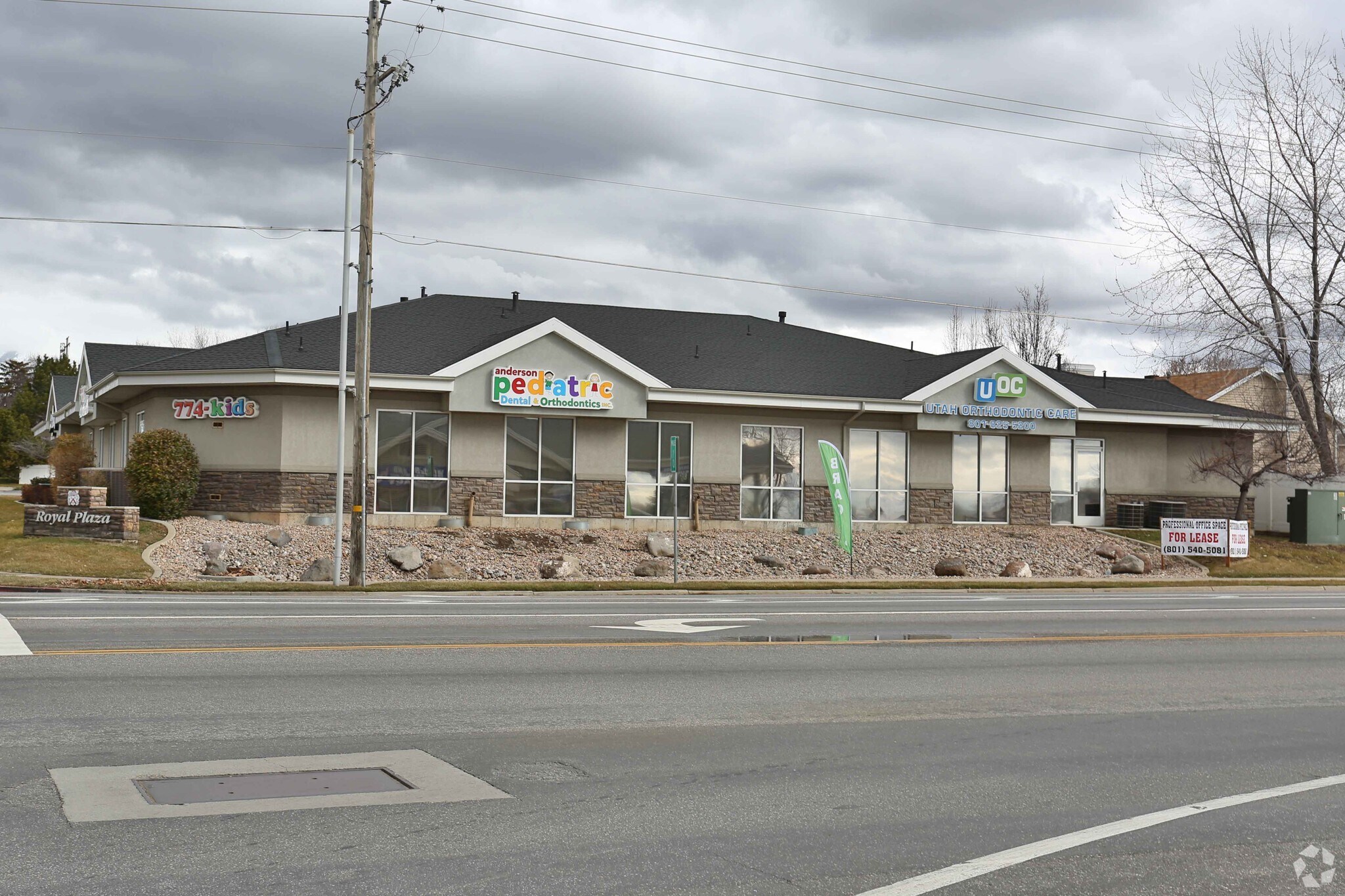 3479-3491 W 4800 S, Roy, UT à vendre Photo principale- Image 1 de 1