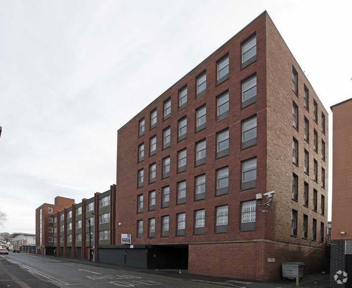 5 Lombard St, West Bromwich for lease - Building Photo - Image 2 of 3