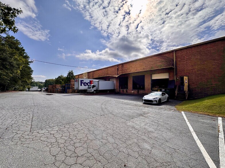 3580-3588 Broad St, Chamblee, GA à vendre - Photo du bâtiment - Image 3 de 14