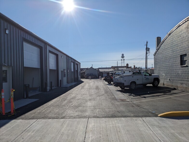 35 W Owyhee Ave, Homedale, ID à louer - Photo du bâtiment - Image 3 de 9