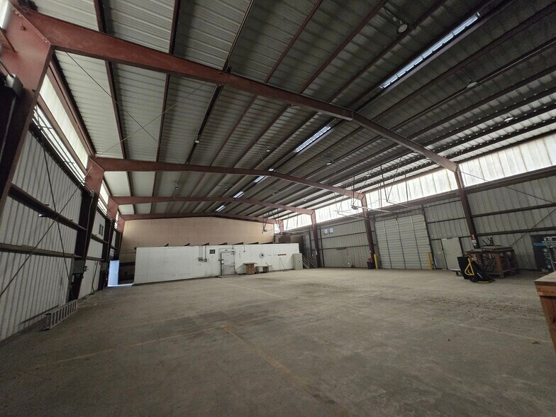 15562 Capital Port Dr, San Antonio, TX à louer - Photo du bâtiment - Image 2 de 54