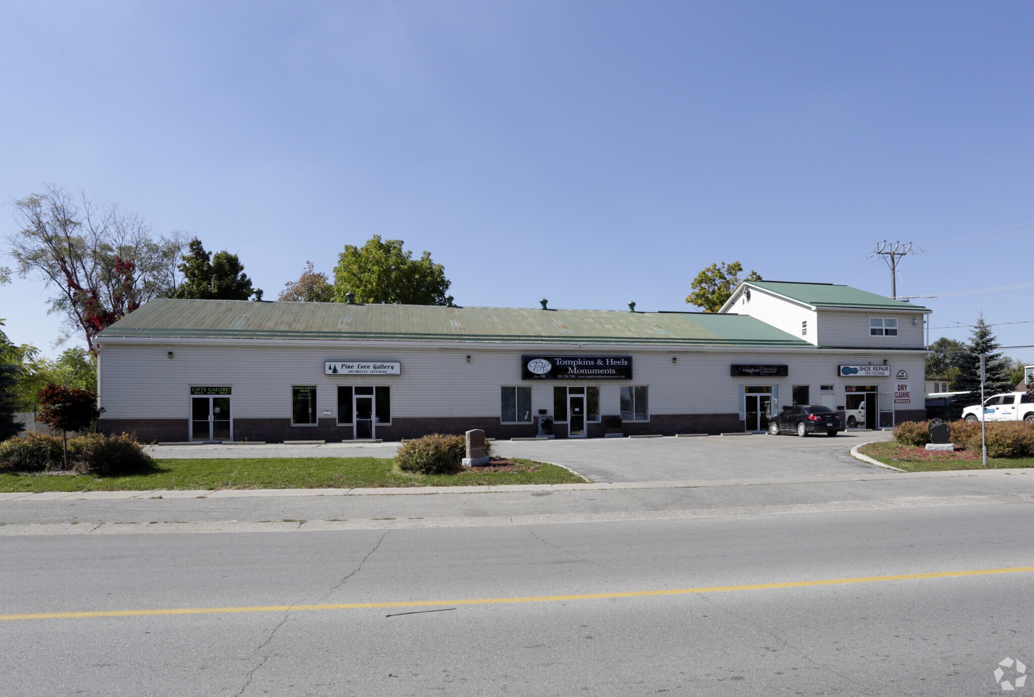 250 Innisfil St, Barrie, ON à vendre Photo principale- Image 1 de 1