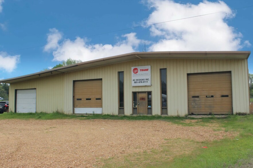 9850 I-55 Hwy, Terry, MS à vendre - Photo du bâtiment - Image 2 de 7