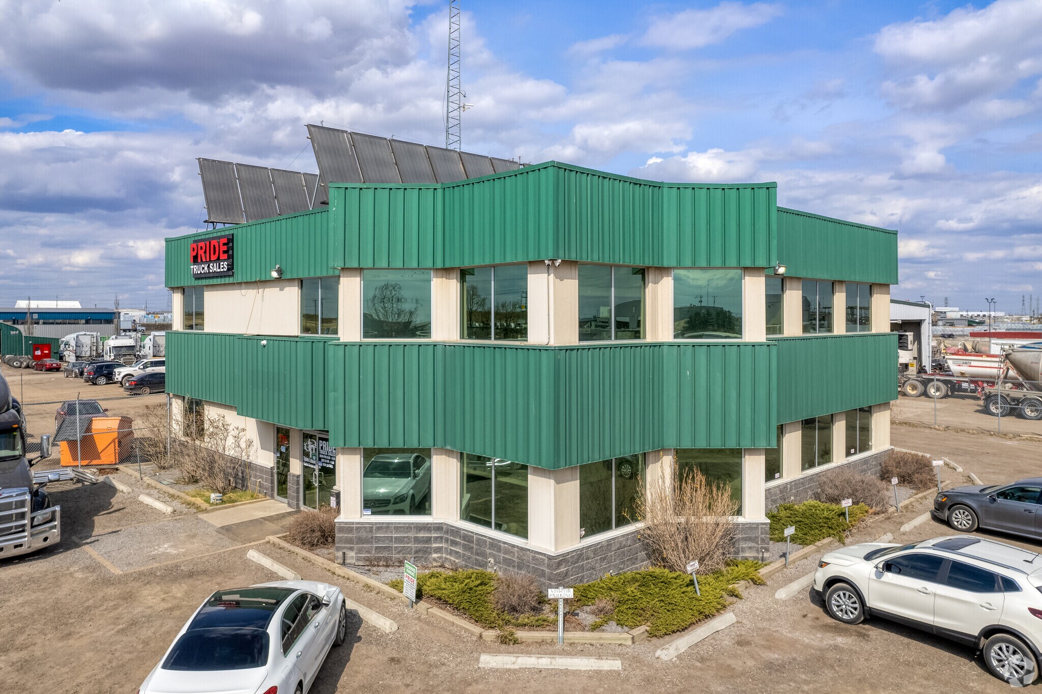 5720 84th St SE, Rocky View No 44, AB à vendre Photo principale- Image 1 de 1