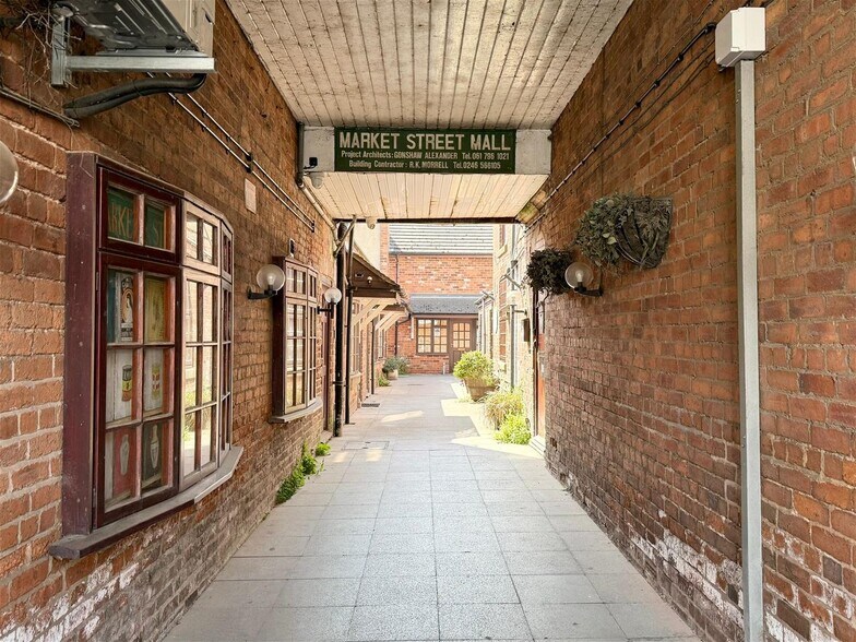 Market St, Clay Cross à louer - Photo principale - Image 1 de 1