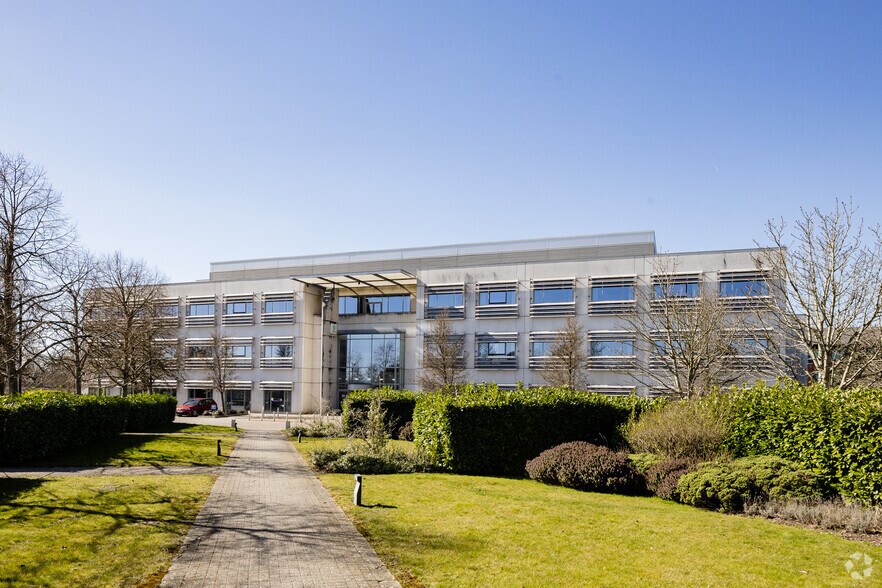 2700 John Smith Dr, Oxford à louer - Photo du bâtiment - Image 1 de 21