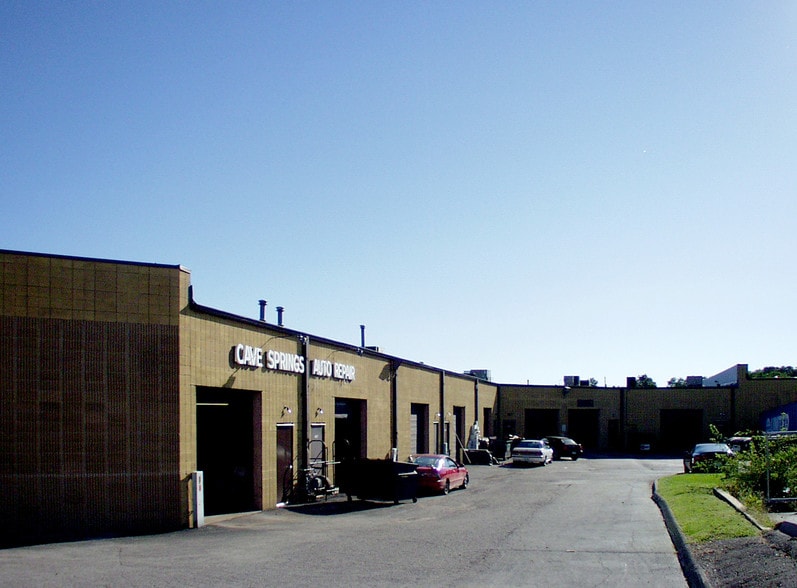 4001-4061 S Cloverleaf Dr, Saint Peters, MO for lease - Other - Image 2 of 5