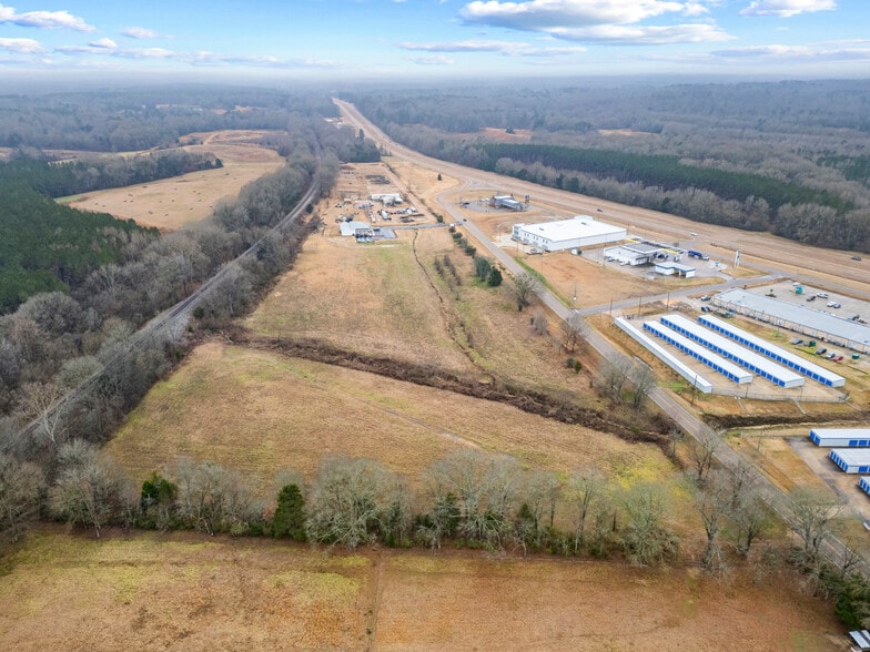 126 First St, Flora, MS for sale - Primary Photo - Image 1 of 5