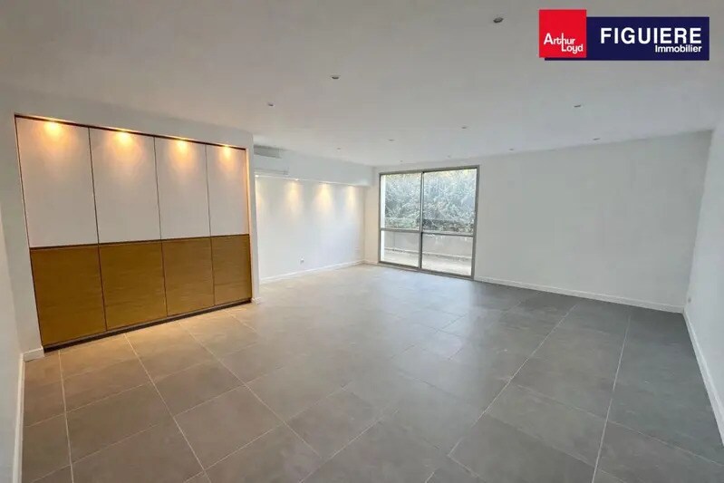 8 Rue Achille Emperaire, Aix-en-Provence for lease - Building Photo - Image 1 of 6
