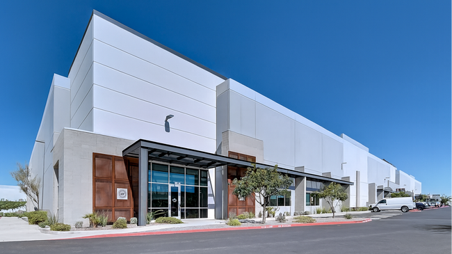 More details for 565 E Germann Rd, Gilbert, AZ - Industrial for Lease